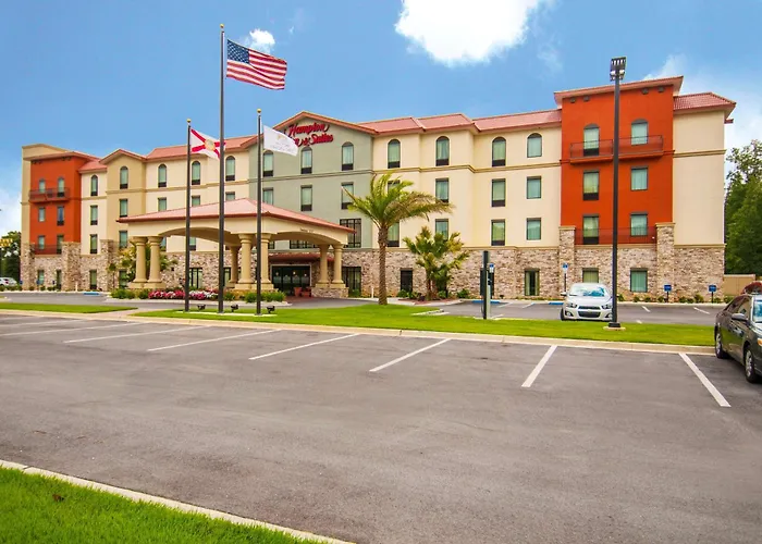 Discover Top Hotels Near Downtown Pensacola for Your Stay