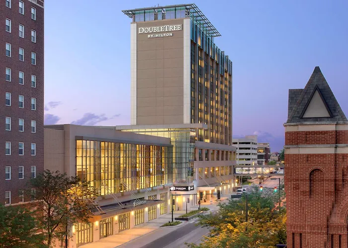 Discover the Best Hotels Cedar Rapids IA Has to Offer