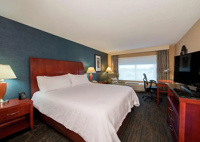 Discover Your Ideal Hotel Near Cadence Bank Arena Tupelo MS