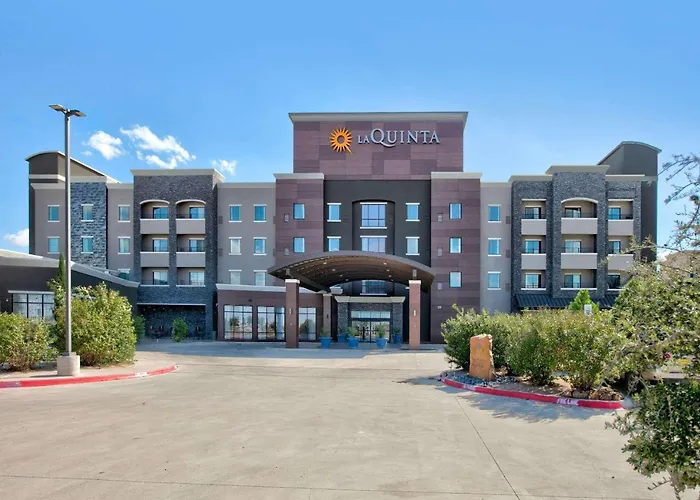 Top-Rated Hotels Near Me in Lubbock: Where Comfort Meets Convenience