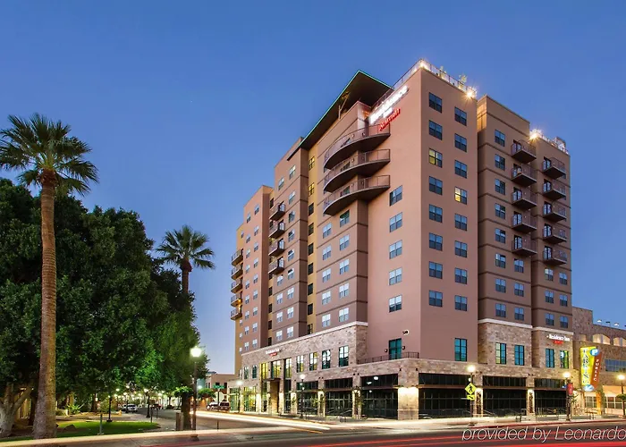 Discover the Best Hotels Close to Marquee Theater in Tempe, AZ