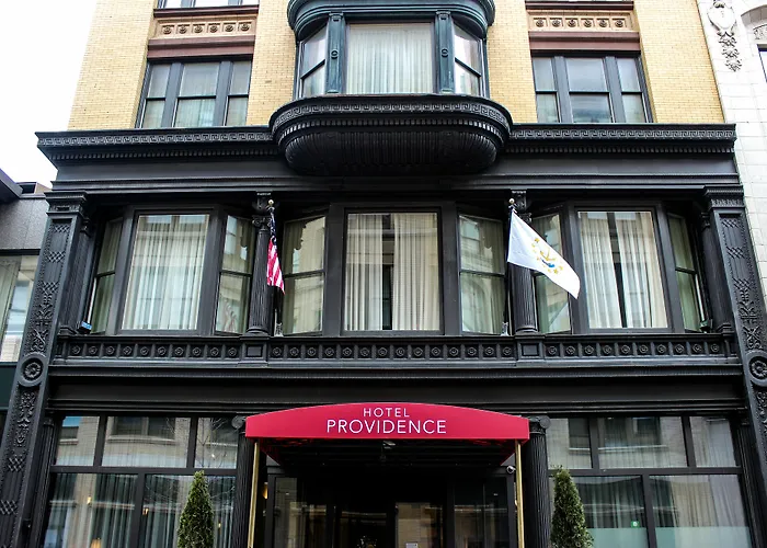 Discover the Best Providence Hotels Close to the WaterFire Experience