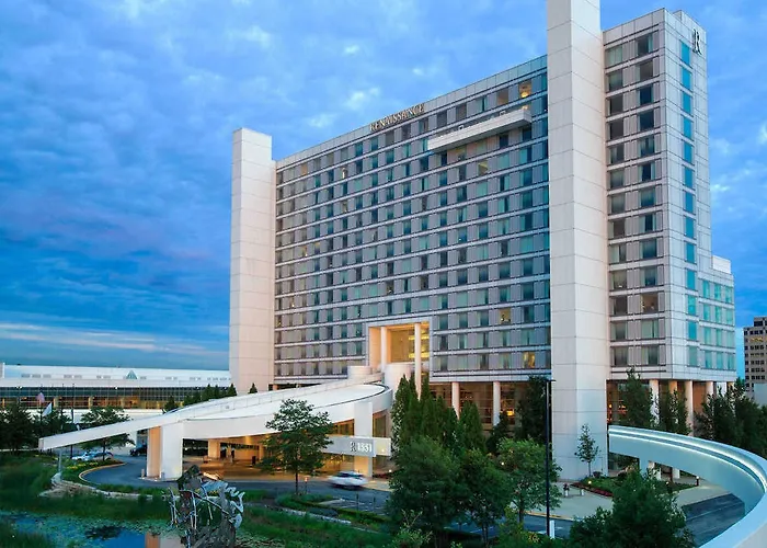 Discover Your Perfect Stay at the Best Hotels in Schaumburg Illinois